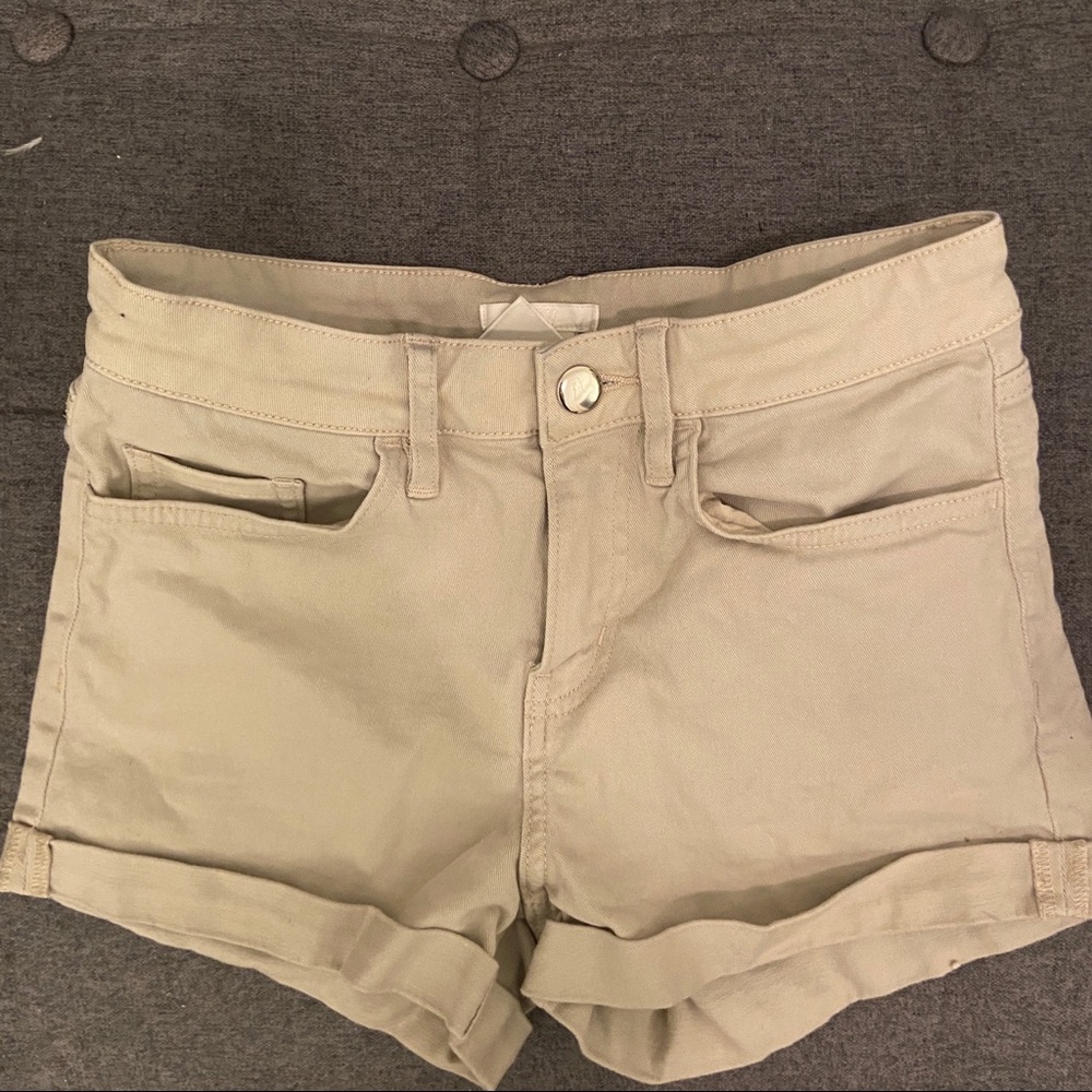 Cute beige shorts from Forever 21
